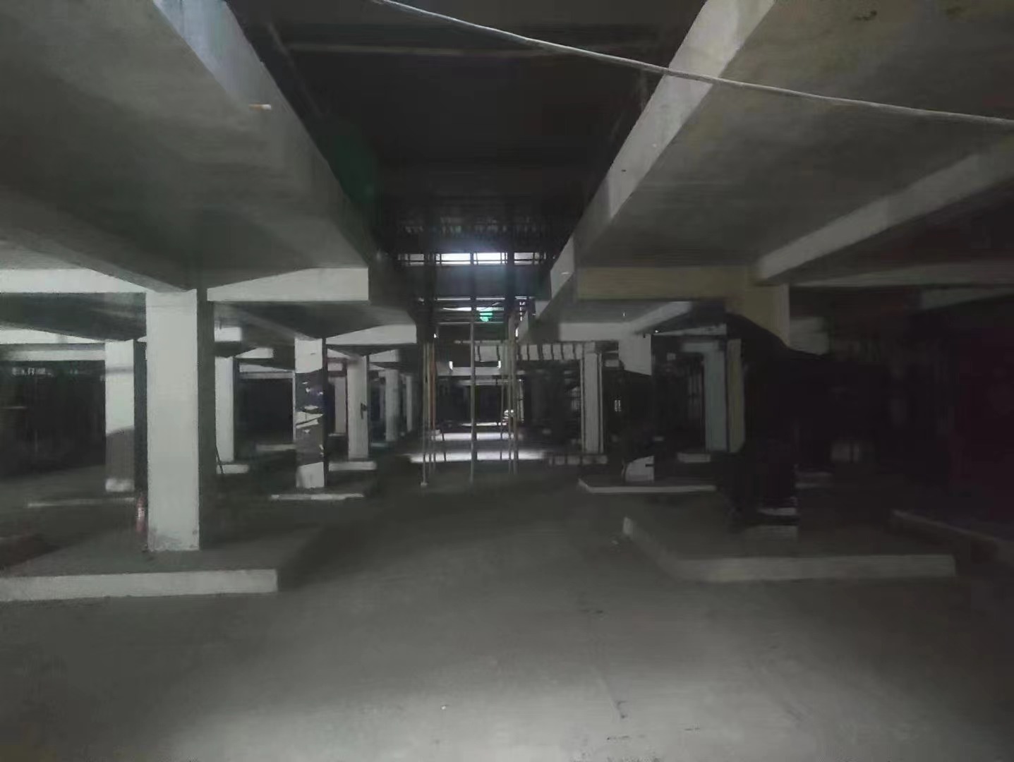 阳江山东又一个上海博普LOFT车库拔地而起